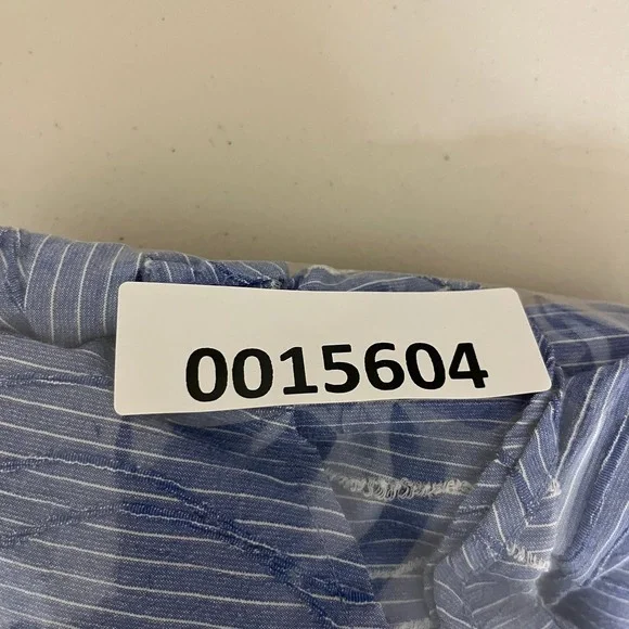 Chico's Blue White Pinstripe Textured Button Down Shirt Roll Tab Size 3 Large - Picture 13 of 13